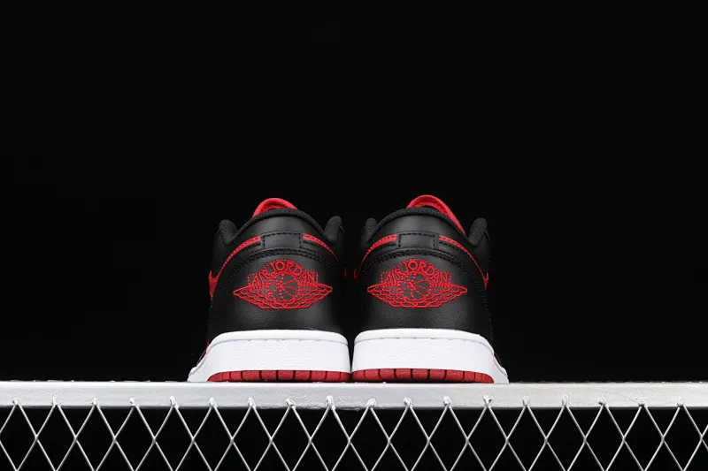 All categories Air Jordan Jordan series basketball shoes Air Jordan 1 Low G version pure original Air Jordan 1 Low AJ1 Joe 1 banned low-top cultural basketball shoes 553558-610